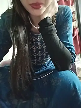 Noor_Darliing Adlı Modelin Canlı XXX Sohbeti