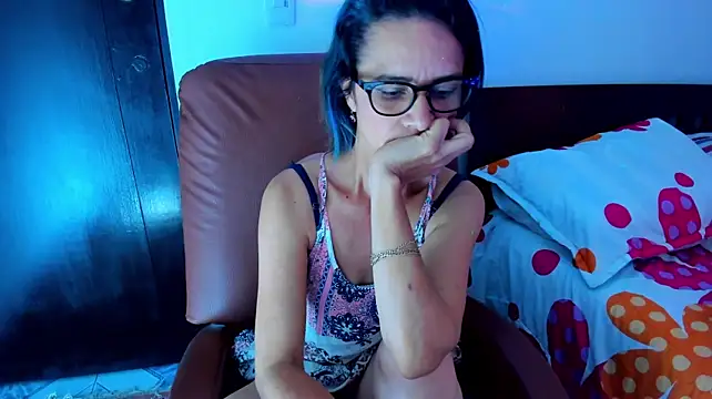 BrianaGarner's Live XXX Chat