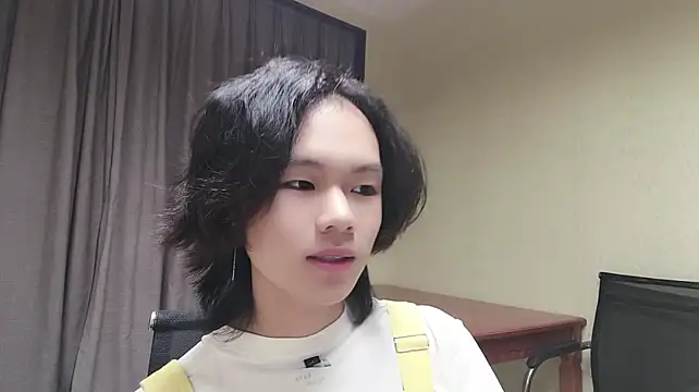YYW_000 在線直播表演