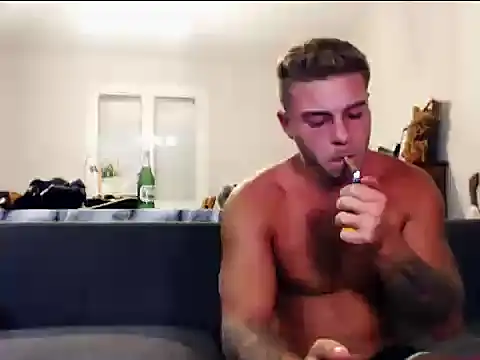 Chatroom XXX en direct de Elkafit28