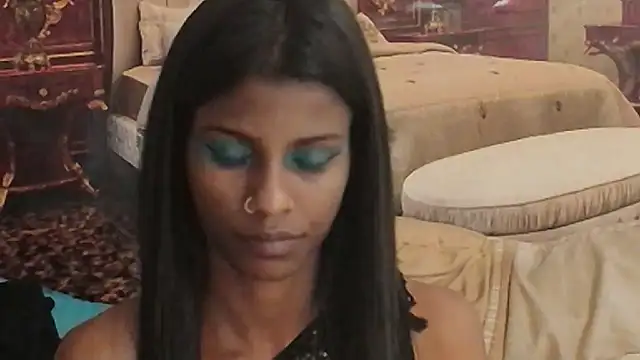 Chatroom XXX en direct de IndianSilkySpice