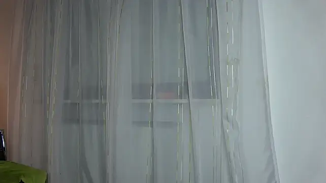 hiddenman87 webkamerás műsora