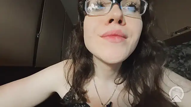RachelSav élő XXX-chatje