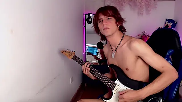 oli_dusk Adlı Modelin Canlı XXX Sohbeti