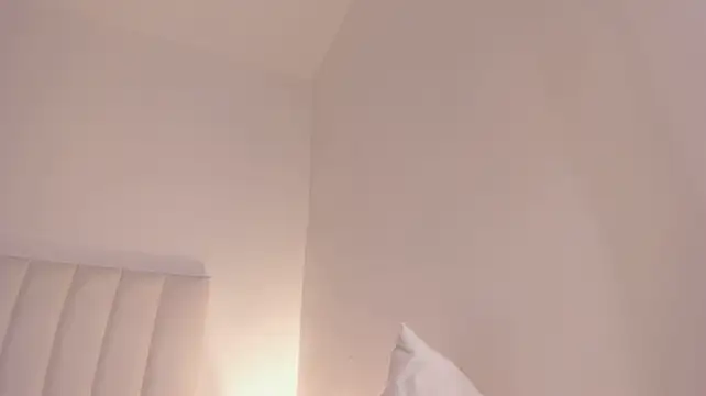 Hannahx__'s Live XXX Chat
