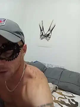 Chatroom XXX en direct de BigTla90