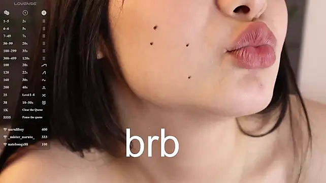 Noiry_Vuvez লাইভ XXX চ্যাট