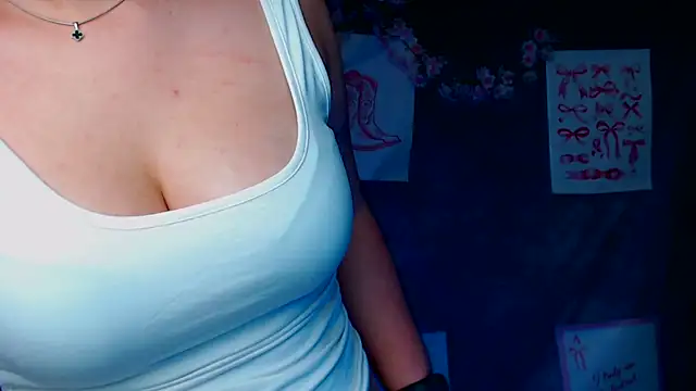 MissAriaa's Live XXX Chat