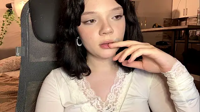 CurlieDoll – Live XXX-chat