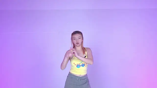 แชท XXX สดของ G-Velvet
