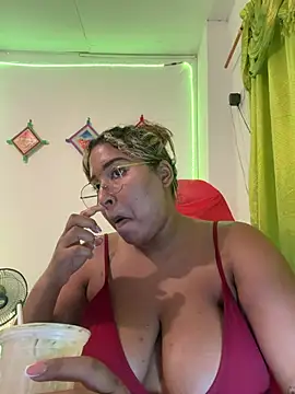 Chatroom XXX en direct de morena_2026pink