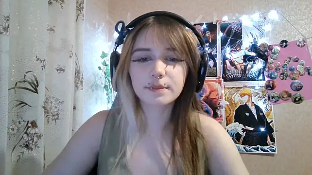 MilaTyan Chat XXX in diretta