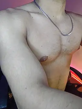 Chatroom XXX en direct de roxiii_
