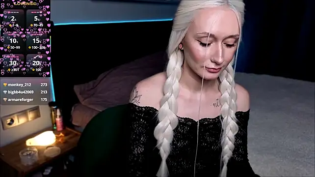 EllaNoirr Live XXX Chat