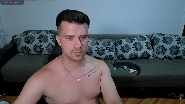 JohnnyStepBro Adlı Modelin Web Kamerası Şovu