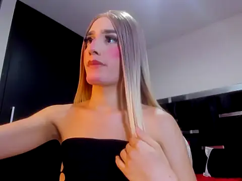 Chatroom XXX en direct de Miranda_bigcock3