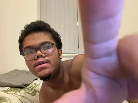 DirtyDwarf69x Adlı Modelin Web Kamerası Şovu