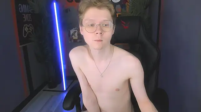 DanielSanders live XXX chat