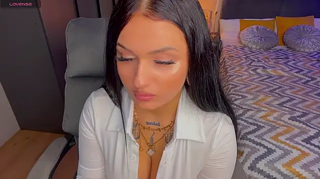 mygoddesshecate's Live XXX Chat
