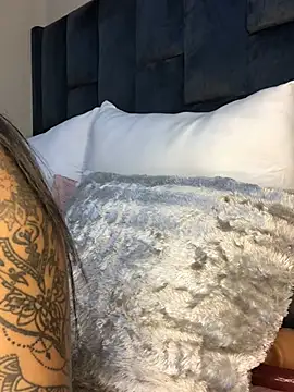 Nicole-Liam-'s Live XXX Chat