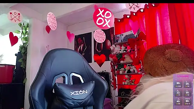 Niky_777 élő XXX-chatje