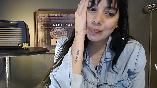 Chat XXX en directo de Mickyta