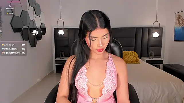 MiaLaurence – Live XXX-chat