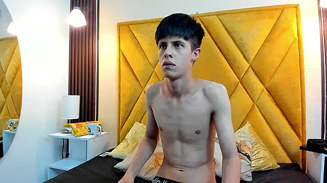 Živý XXX chat MikeHunteer