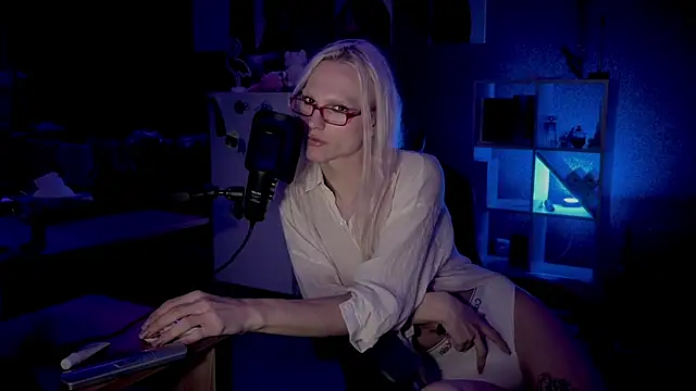 sindLy – Live XXX-chat