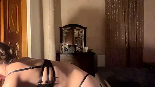 TarenOgilvie live XXX chat