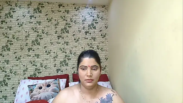 Chat XXX en directo de XIndianintimacy