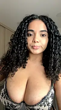 Chat XXX en directo de Curlyierr