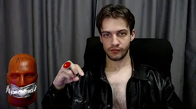 _Damien_thorn_ élő XXX-chatje