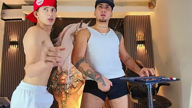 Chat XXX en directo de The_Boy_King_