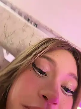 عرض كام hanna_uwwu