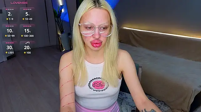 Luna_Beverly Live XXX Chat