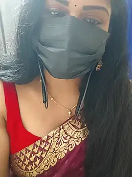 soundharya_tamil Adlı Modelin Canlı XXX Sohbeti