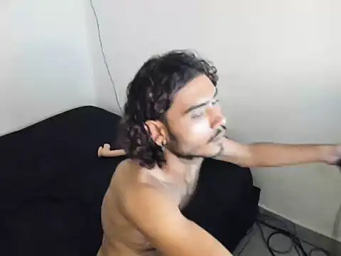 alenders02 Live XXX-Chat