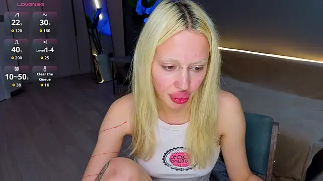 Chat XXX en directo de Luna_Beverly