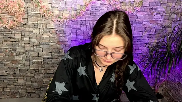may_rollins' Live XXX Chat