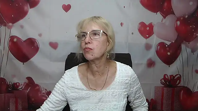 Онлайн чат XXX PattySanny