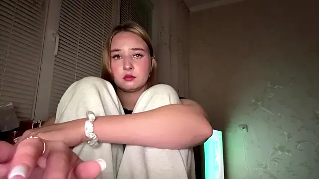 DoraBerley Webcam Show