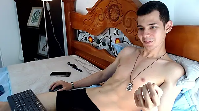 Brandon_Wolf: онлайн-секс-чат