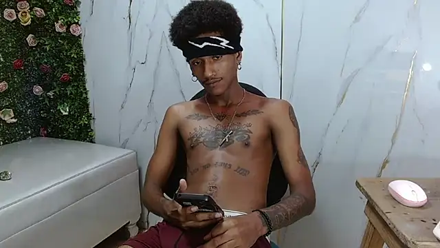 ManSant live XXX chat