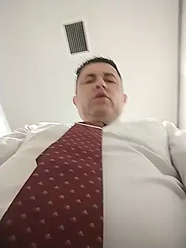 צ'אט XXX בשידור חי של BigCristh79