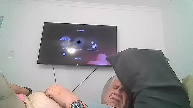 Handsolo_porn Adlı Modelin Web Kamerası Şovu