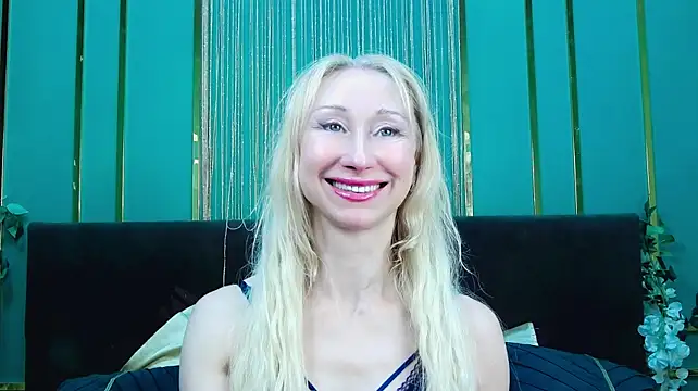 KissDreamm's Live XXX Chat