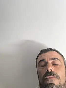 Vitalij6969 – webcam-show