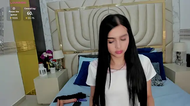 NahomiDeluxe's Webcam Show