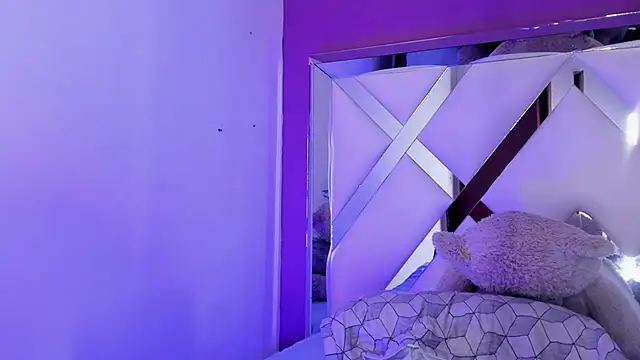 Channel_Mills live XXX chat